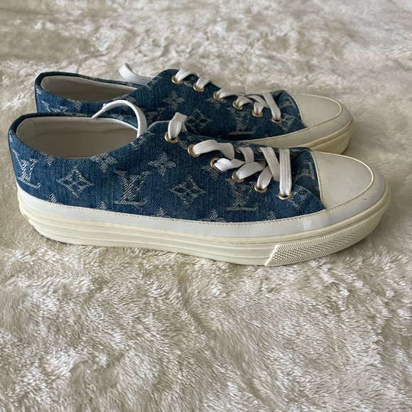 LOUIS VUITTON Stellar Low Top Denim Blue Sneakers - Picture 3 of 10